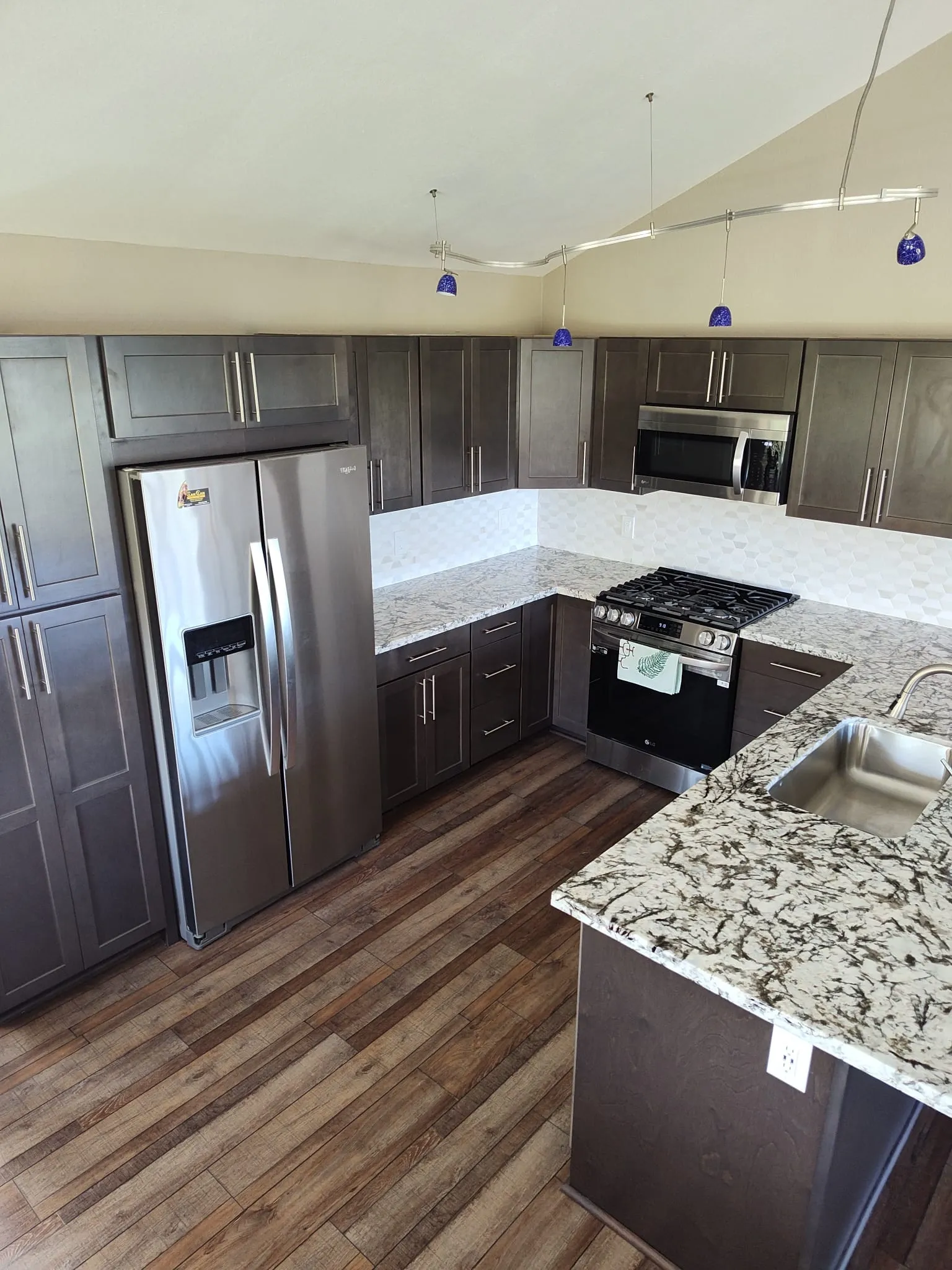 Custom cabinets in Maui Hawaii by Can Can Builders