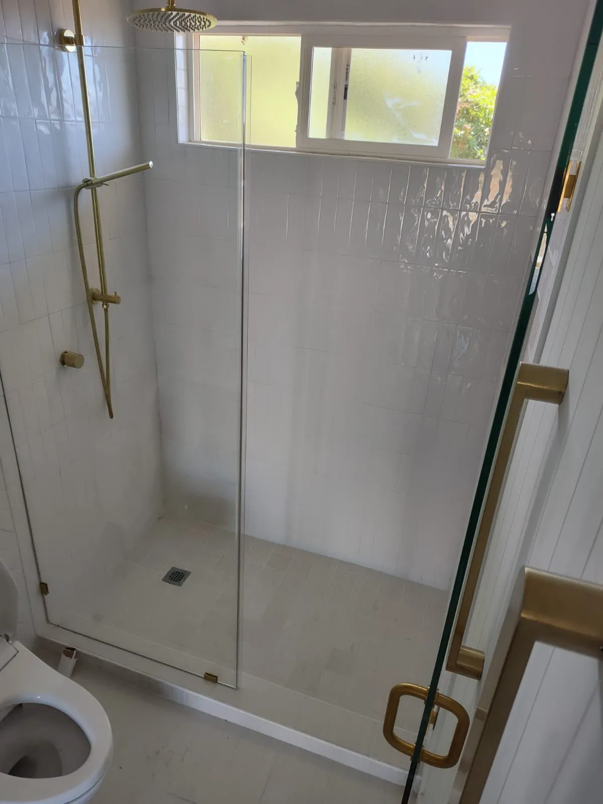 Bathroom remodeling in Maui Hawaii by Can Can Builders