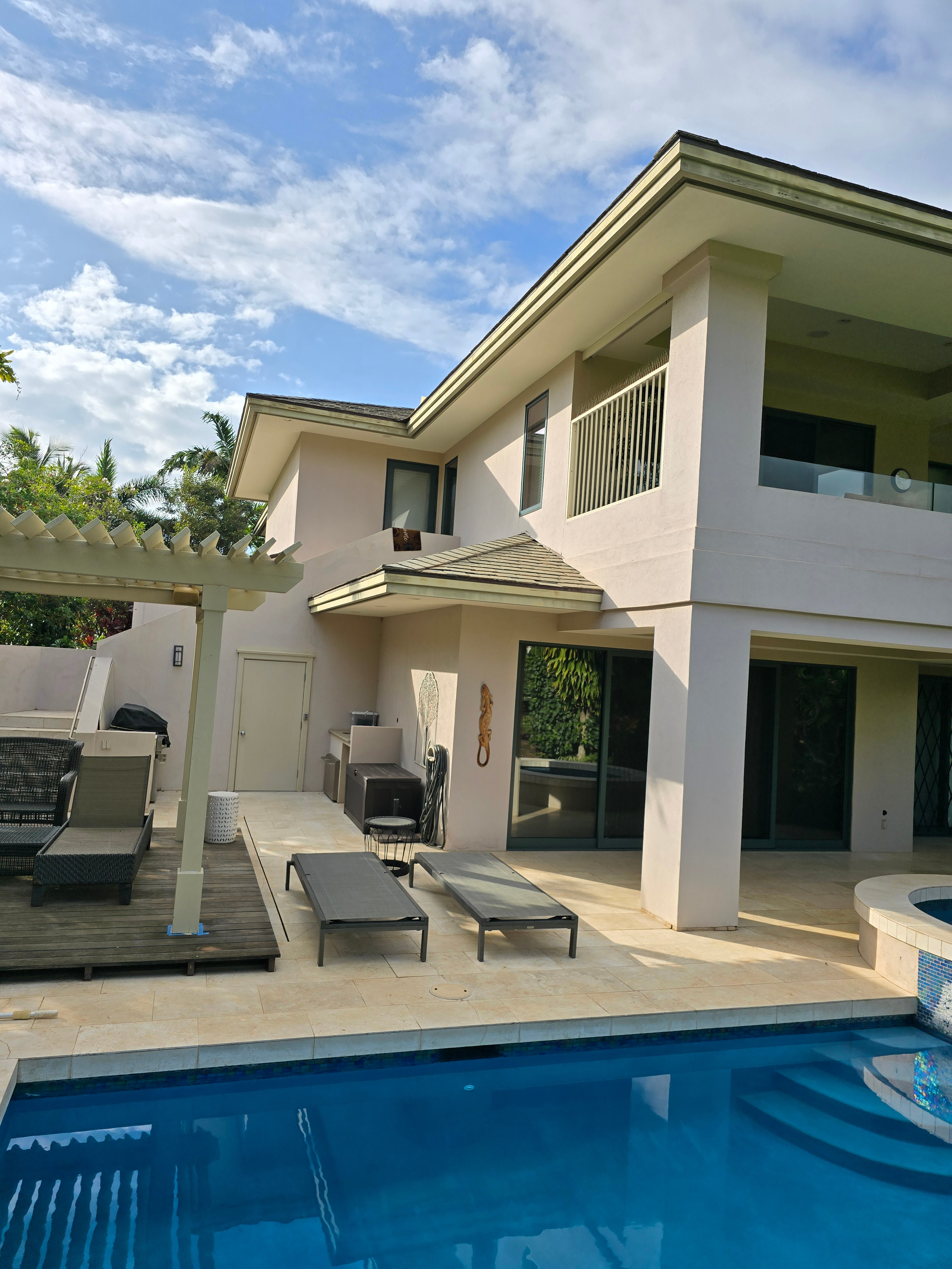 General contractor in Maui Hawaii - Can Can Builders